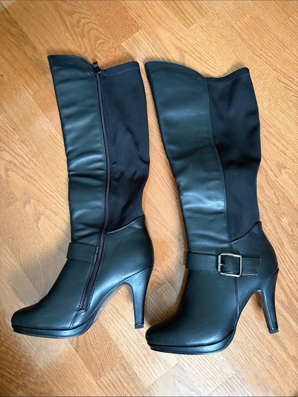 Forever 21 Black Knee-High Heeled Boots with Buckle